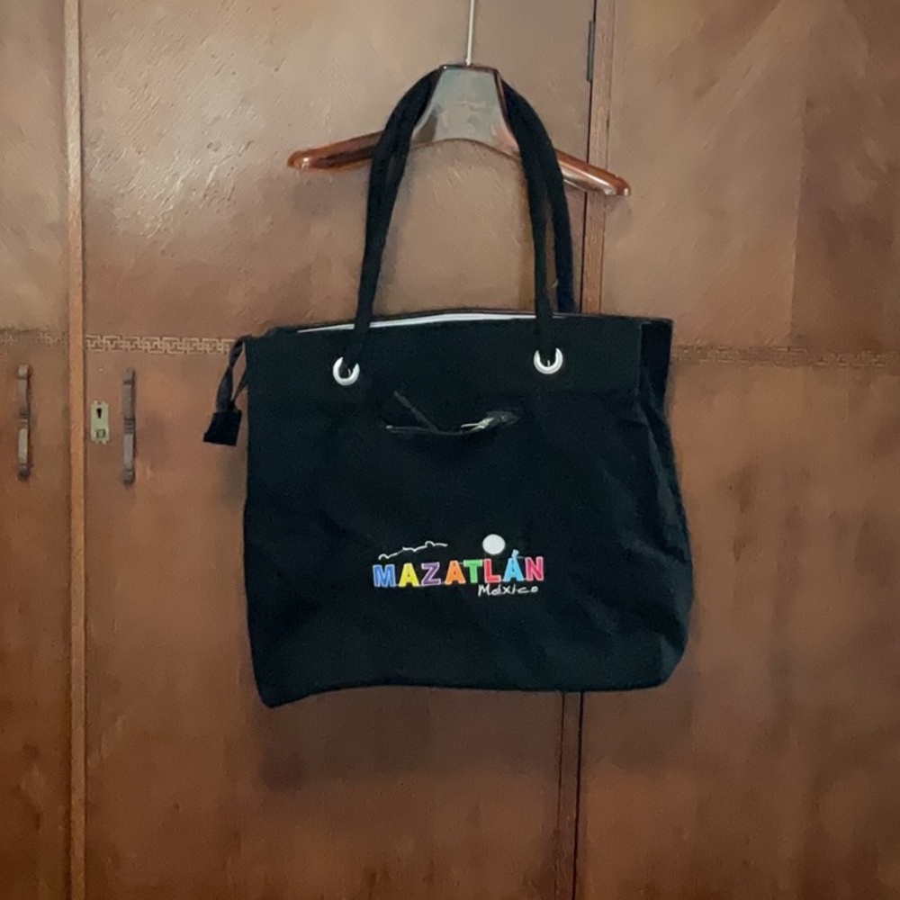 Mazatlán Mexico Black Tote Bag with coin purse attached